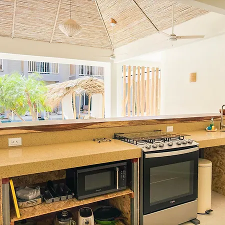 Boutique Aparthotel El Patio Tamarindo - 150M Beach (Adults Only)
