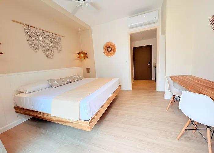 Boutique El Patio - 150m (adults Only) Aparthotel Tamarindo